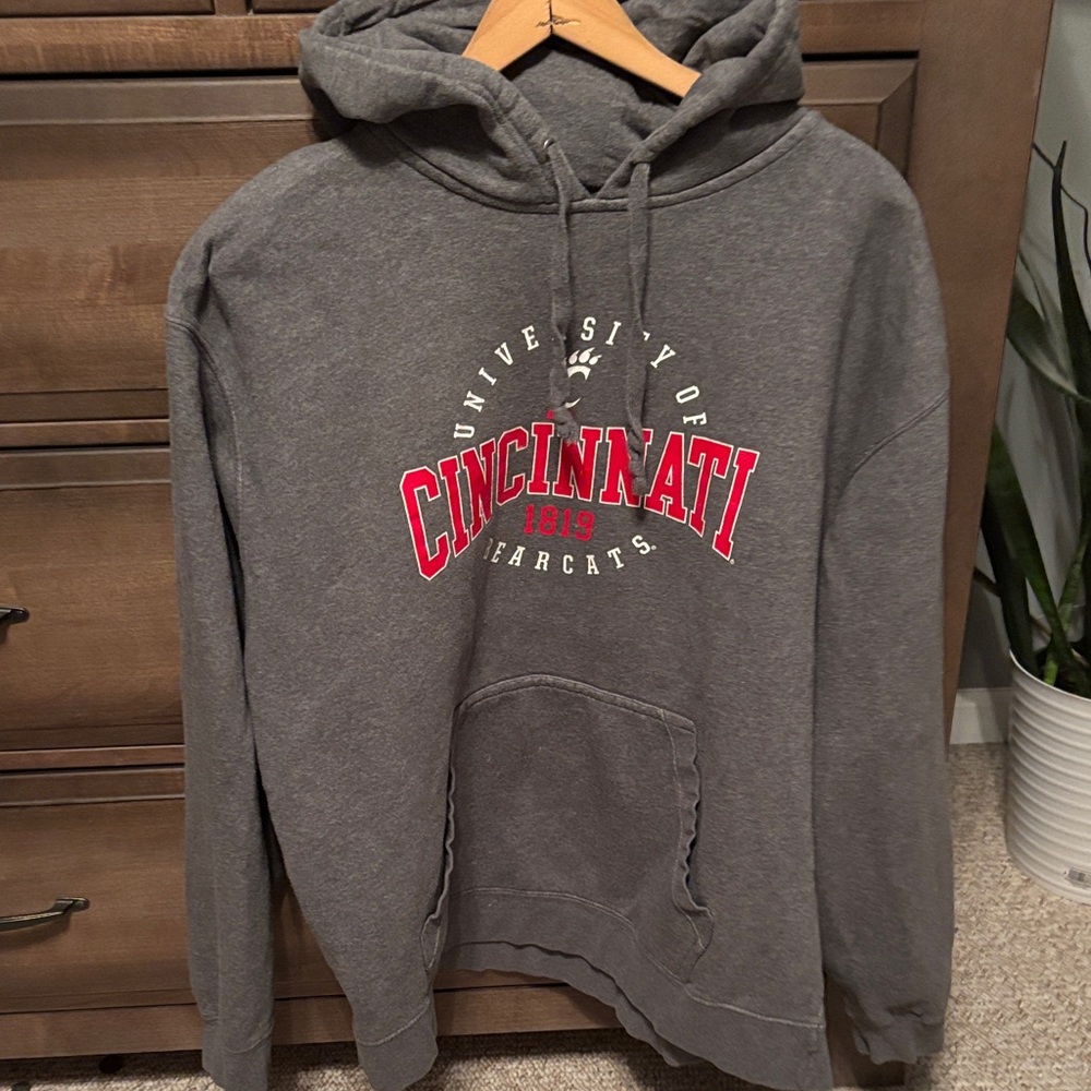 University of Cincinnati 1819 Bearcats
Hoodie